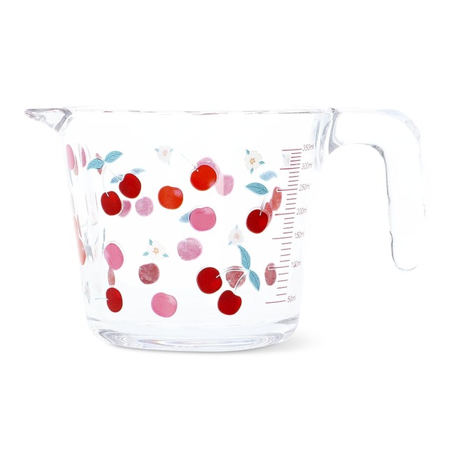 【フライングタイガー】メジャーカップ 550円／お料理をするとき、持っていると何かと便利なメジャーカップ