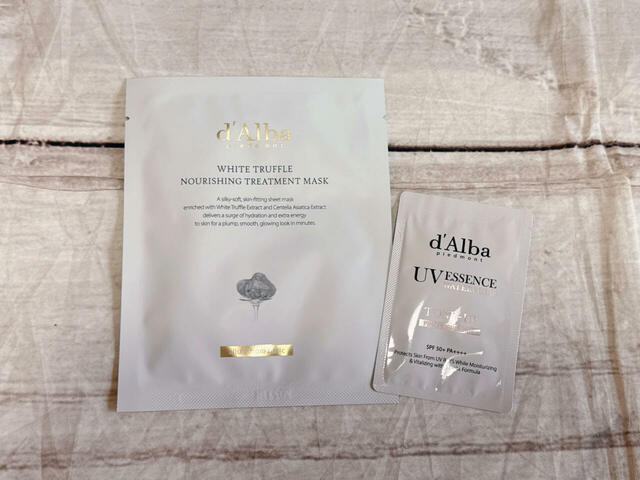 今SNSを中心に話題のd'Alba(ダルバ)のコスメ2点セット