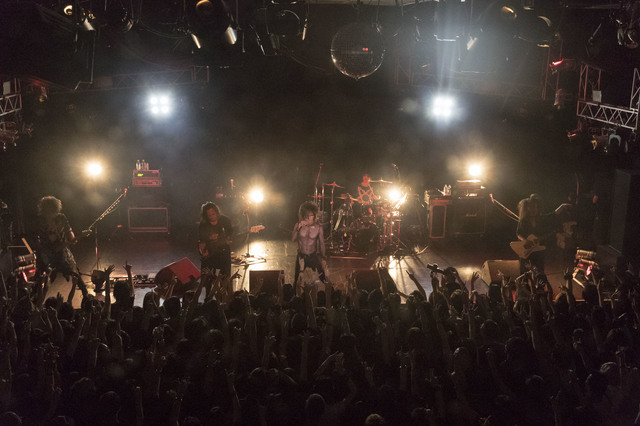 Creature Creature　撮影・大島康一