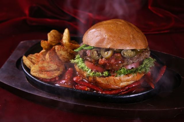 獄(GOKU)炎バーガー