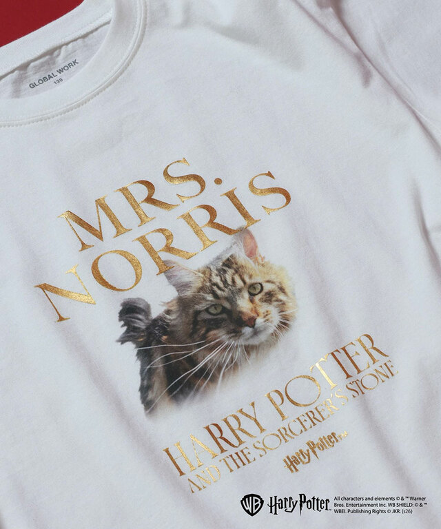 【GLOBAL WORK×ハリー・ポッター】Harry PotterヘビロッTEE半袖/キッズ　オフホワイト（MRS NORRIS）2,790円（税込）サイズ：130-160cm
