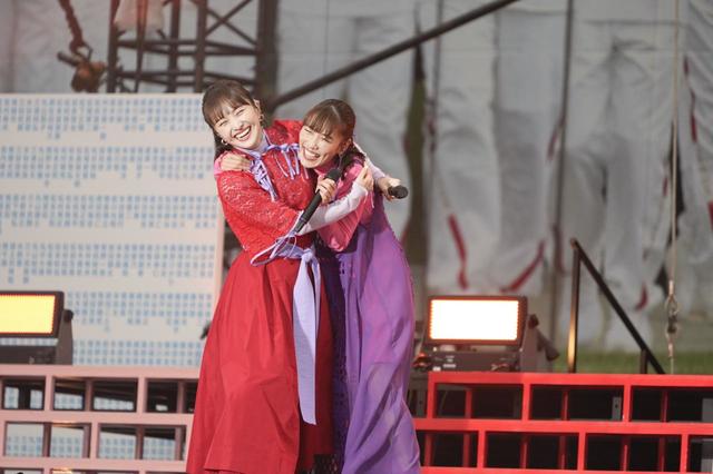 ももいろクローバーZ「ももクロ 春の一大事2022 ~笑顔のチカラ つなげるオモイ in 楢葉・広野・浪江 三町合同大会~」 撮影:増田慶