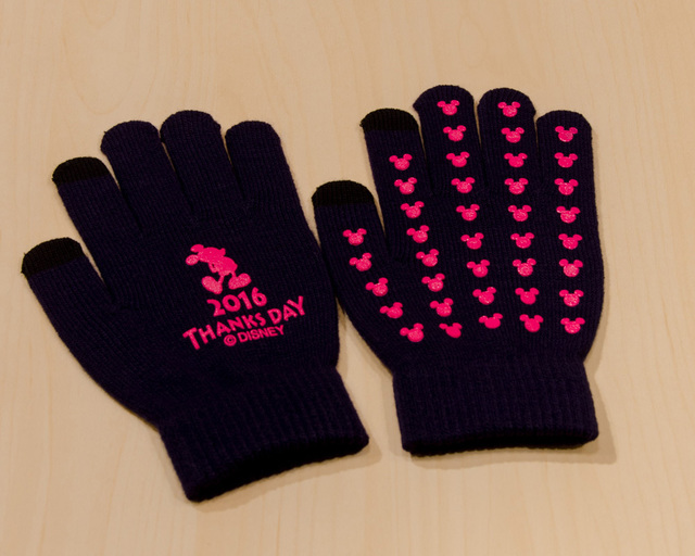 記念品のタッチ手袋｜TDLサンクスデー2016