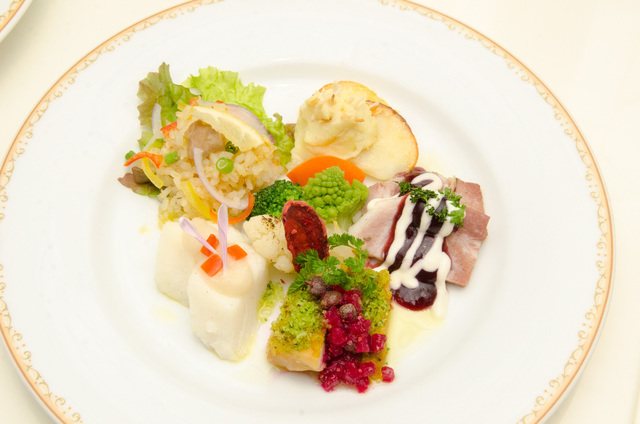 「シャーウッドガーデン・レストラン」ディナーブッフェ|東京ディズニーランドホテル 2016年「アナとエルサのフローズンファンタジー」