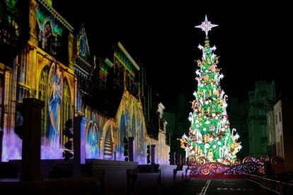 Usj 天使が舞うシーンは圧巻 ギネス世界記録のクリスマスツリー 天使のくれた奇跡 1 2 ハピママ Usj 天使が舞うシーンは圧巻 ギネス世界記録のクリスマスツリー 天使のくれた奇跡 1 2 ハピママ