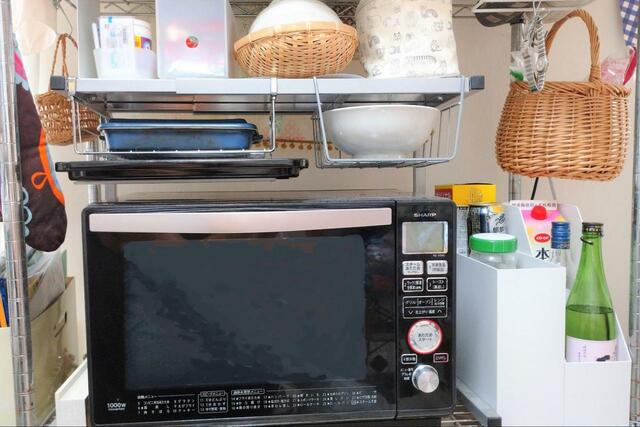 【カオスなラックを整理整頓】レンジ周りの使い勝手も見違えるほど