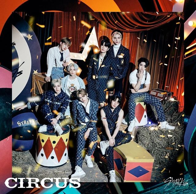 Stray Kids『CIRCUS』FC盤ジャケット