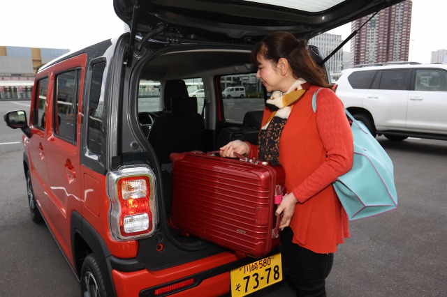 旅行の準備に加えて、モバイルWi-Fiルーター「DCT-WR100D」も忘れずに！