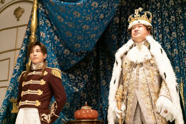 『赤ずきん、旅の途中で死体と出会う。』