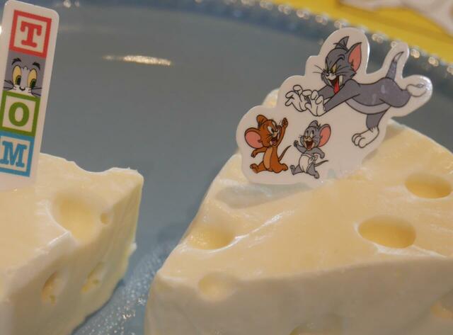 おせち・二段重「トムとジェリー」|まるでアニメから飛び出してきたようなビジュアルです