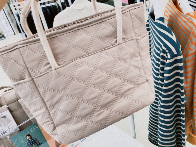 【ワークマン エンボスキルトミニトート】高級感漂うデザイン！