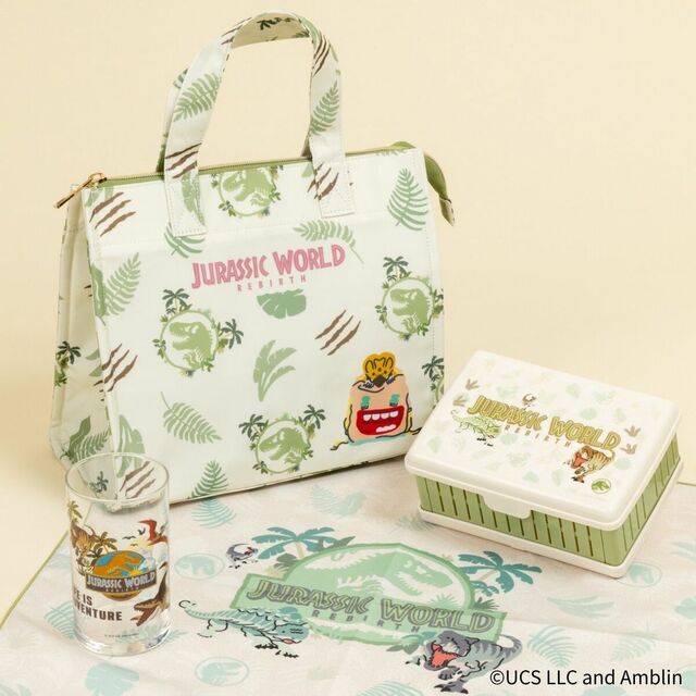 保冷ランチトート　全2種類　各2,420円／グラス　全2種類　各1,320円／サンドイッチケース　935円／ランチクロス　全2種類　770円