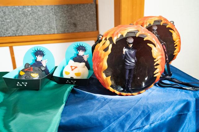 特級呪術師 五条 悟ポップコーンバケツ ～バーベキューフレーバー～｜ユニバーサル・スタジオ・ジャパン「呪術廻戦」スペシャルメニュー