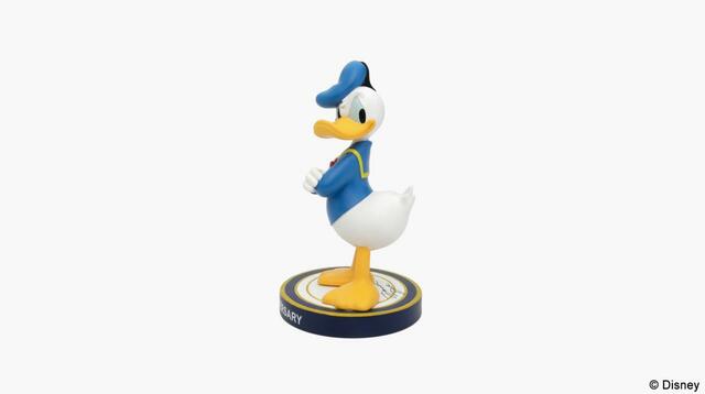 メガネスタンド ￥5,000｜JINS / Disneyモデル「ドナルドダックバースデーモデル」