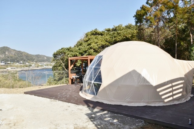 下の段のドーム