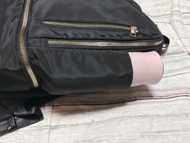 最近はホットドリンクを持ち歩くことが多いので、ステンレス製のボトルをボトルホルダーにイン！
