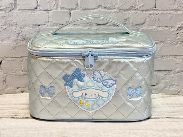 【サンリオキャラクターズ当りくじ】3回目に引いたのは「3．バニティケース／シナモロール」