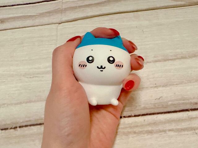 手のひらに収まるサイズ間なので、一緒にお出かけもできちゃう♪