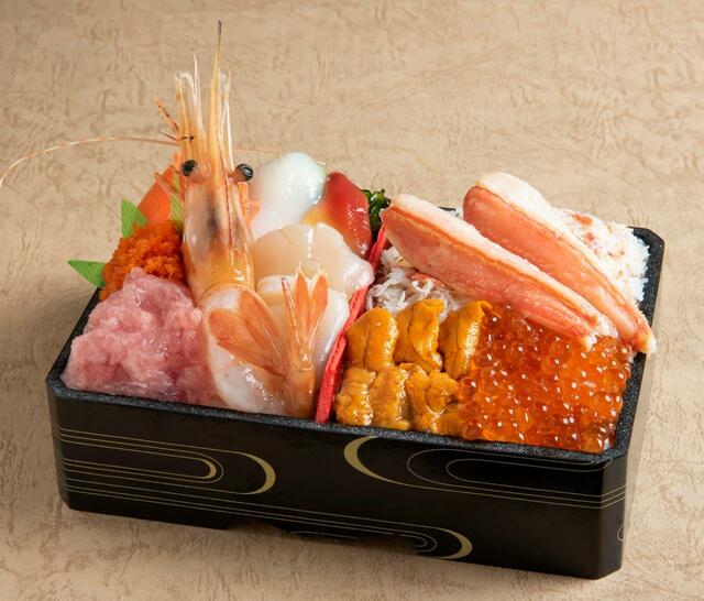 「旭川駅立売商会」大海幸の輝き　(1人前)3,240円【阪神の有名駅弁とうまいもんまつり」】