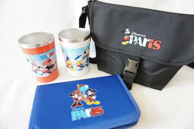 【Disneyland Paris Shoulder Bag Book】マルチケースやタンブラーも同時発売