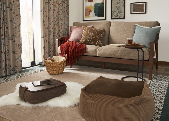 【ニトリ】面積が広いアイテムは、ひとつ変えるだけで一気に秋の装いに