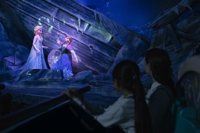 東京ディズニーシー「ファンタジースプリングス」内「アナとエルサのフローズンジャーニー」