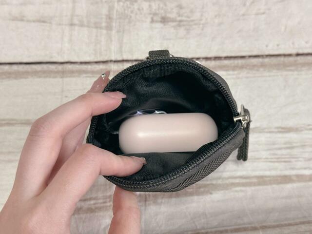 Bluetoothイヤホンを入れるのも◎