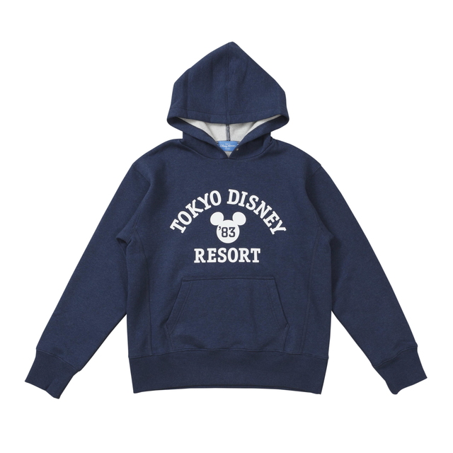 パーカ 3,900円｜東京ディズニーランド 「タウンセンターファッション」、東京ディズニーシー 「フィガロズ・クロージアー」