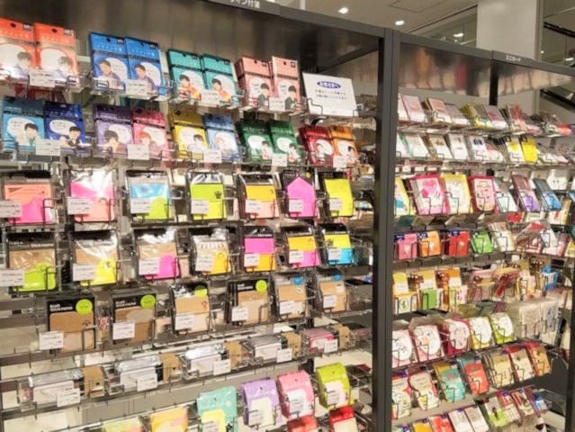 用途もデザインもさまざまな付箋