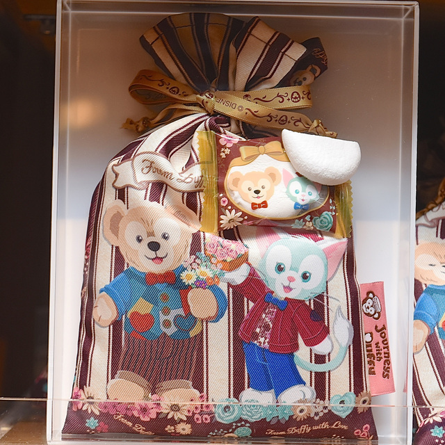 2016年「スウィート・ダッフィー」スペシャルグッズ|東京ディズニーシー(撮影 / MezzoMiki)