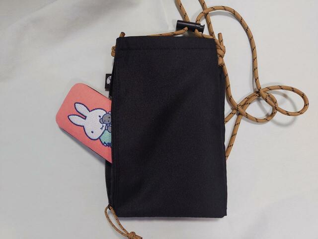 「人に見られたくないもの（身だしなみセットなど）」を入れるのにも便利