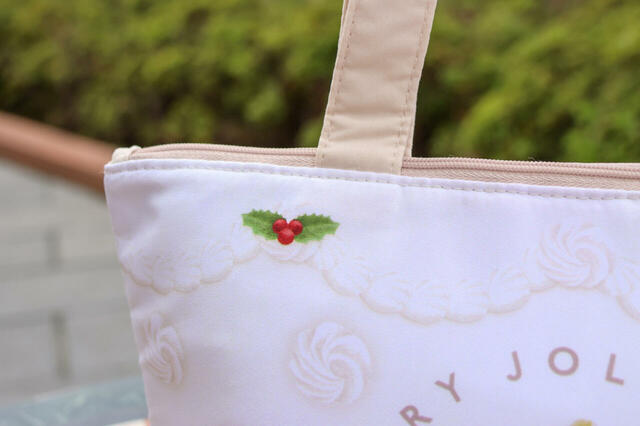 スーベニアランチケース 対象のメニューにプラス¥1300｜まるでケーキのようなデザイン