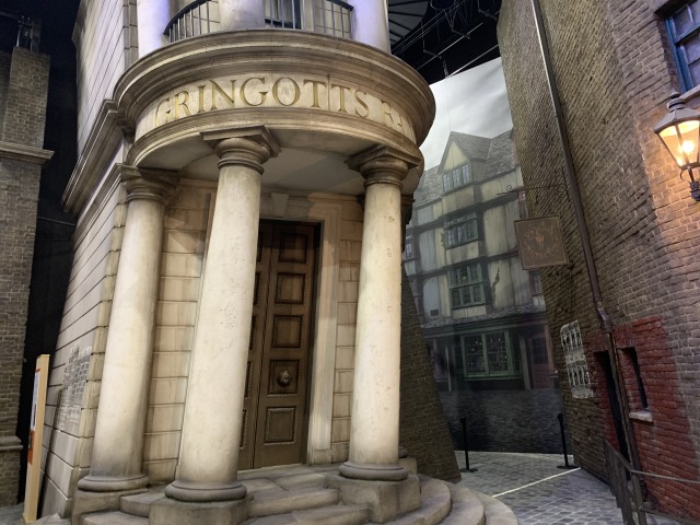 「グリンゴッツ魔法銀行」