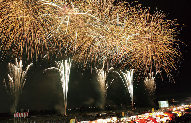 2013うつのみや花火大会(栃木県,08/10) | 全国花火大会特集2013 - ウレぴあ総研