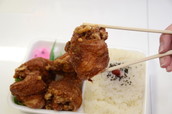 『日本亭』唐揚げ弁当“デカ5”ギャラリー