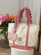 【Disney Marie】フリルトートプチバッグ（￥6,300）／パスケース （￥4,200）　すべて税込