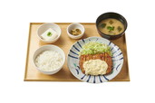 【やよい軒 激推しメニューランキング 6位】「チキン南蛮定食」990円（税込）