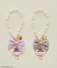 【Maison de FLEUR×キャトルレーヴ】「リボンバッグチャーム」各￥4,200／パールが華やかで、バッグに着けるだけでコーディネートのアクセントに