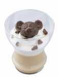 紅茶パンナコッタ&ミルクムース 550円|東京ディズニーシー「ダッフィー&フレンズのファインド・ユア・ビューティフル・ブルー!」フードスーベニア|発売日:2026年7月7日(火)