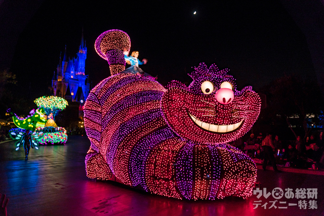 クリスマスバージョン「東京ディズニーランド・エレクトリカルパレード・ドリームライツ」（2016年）｜東京ディズニーランド「クリスマス・ファンタジー」