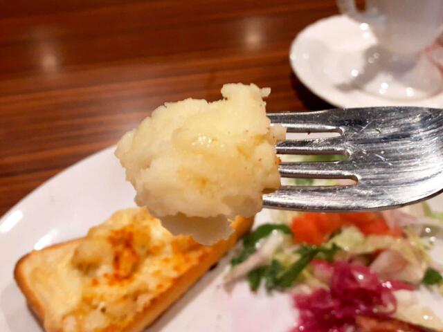 なめらかなポテトサラダも美味です。【びっくりドンキー・ドンキースペシャルブレックファスト】