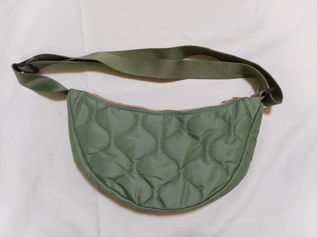 裏面も同じデザイン