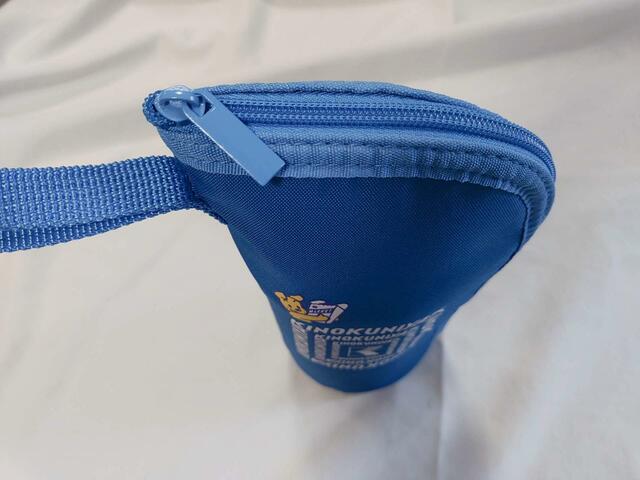 チャック式なので、開閉もスムーズ