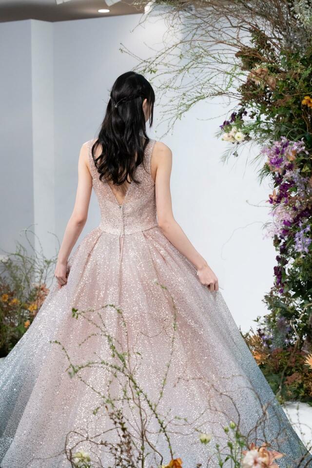 「ST」新作ウェディングドレス