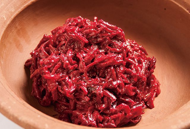 厳選「エスニックカレー」の名店／【スリランカ】アーユルヴェーダ・キッチン ディデアン（蒲田）　ビーツ（砂糖大根）のカレー（ブッフェの一品）