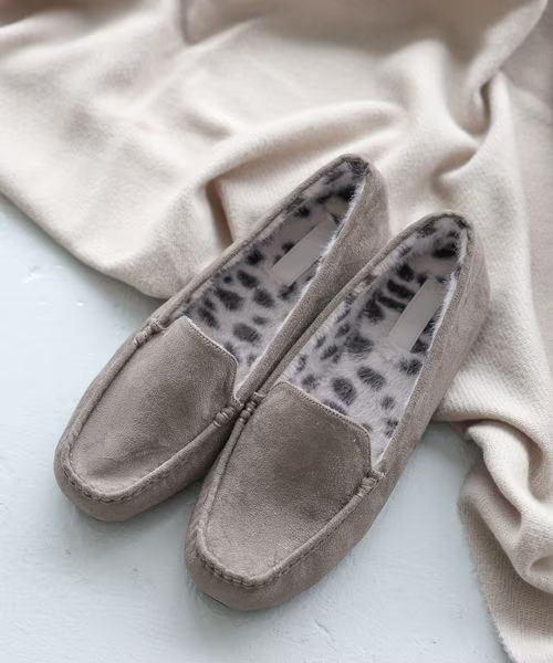 【グローバルワークの冬シューズ販売数ランキング 4位】「らくっション撥水モカシン」4,490円（税込）