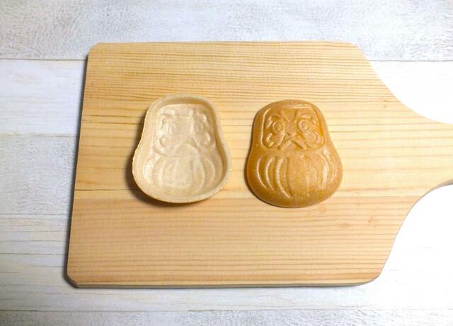 【カルディ】もへじ　手作り最中　ギフトセット　最中の皮は両方とも柄があります（写真はだるま）