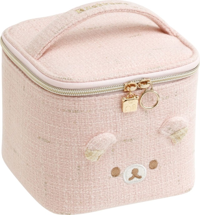 【リラックマ「すてきなお家」シリーズ】「バニティポーチ」3,960円　淡いカラーがかわいい！