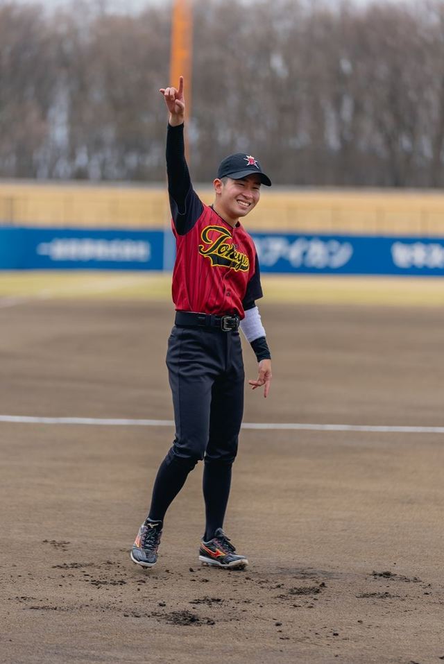 「中目黒リュージーズ vs グレープカンパニー 草野球対決」（C）CL