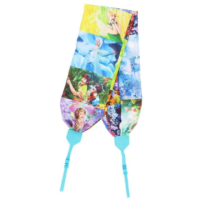 カメラストラップ 2,800円|東京ディズニーリゾート・フォトグラフィープロジェクト「イマジニング・ザ・マジック」グッズ|販売店舗:東京ディズニーランド「ギャグファクトリー/ファイブ・アンド・ダイム」、東京ディズニーシー「エンポーリオ」|発売日:2026年3月6日(金)